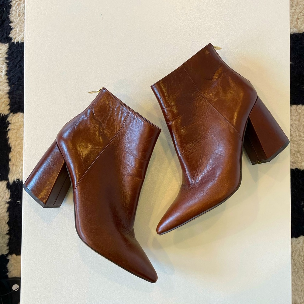 Vince Camuto Benedie Boot, size 10